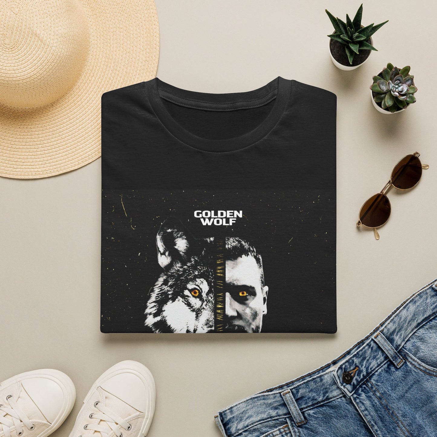 Golden Wolf Graphic T-Shirt LIMITED EDITION